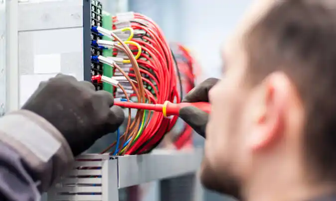 electrician Lake Grove